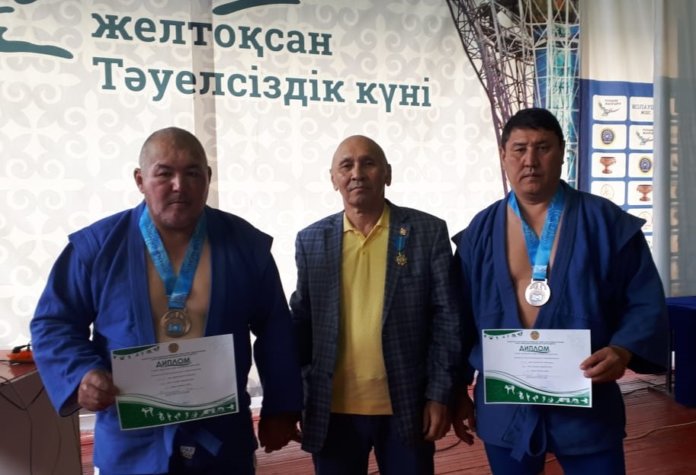 https://adyrna.kz/content/uploads/2019/06/WhatsApp-Image-2019-05-22-at-11.43.21-1-696x475.jpeg