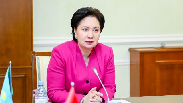 https://adyrna.kz/content/uploads/2019/07/2019072404174764-640x360.jpeg