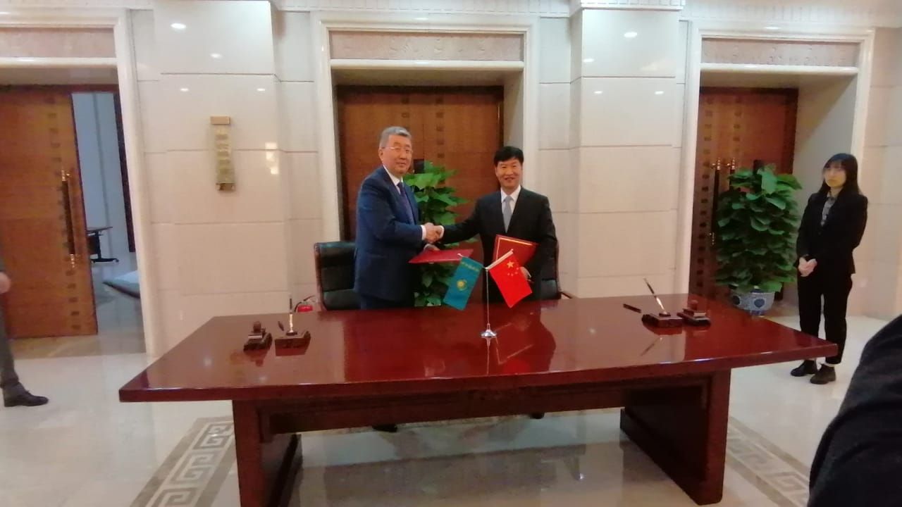 https://adyrna.kz/content/uploads/2019/11/whatsapp-image-2019-11-01-at-19.08.00.jpeg