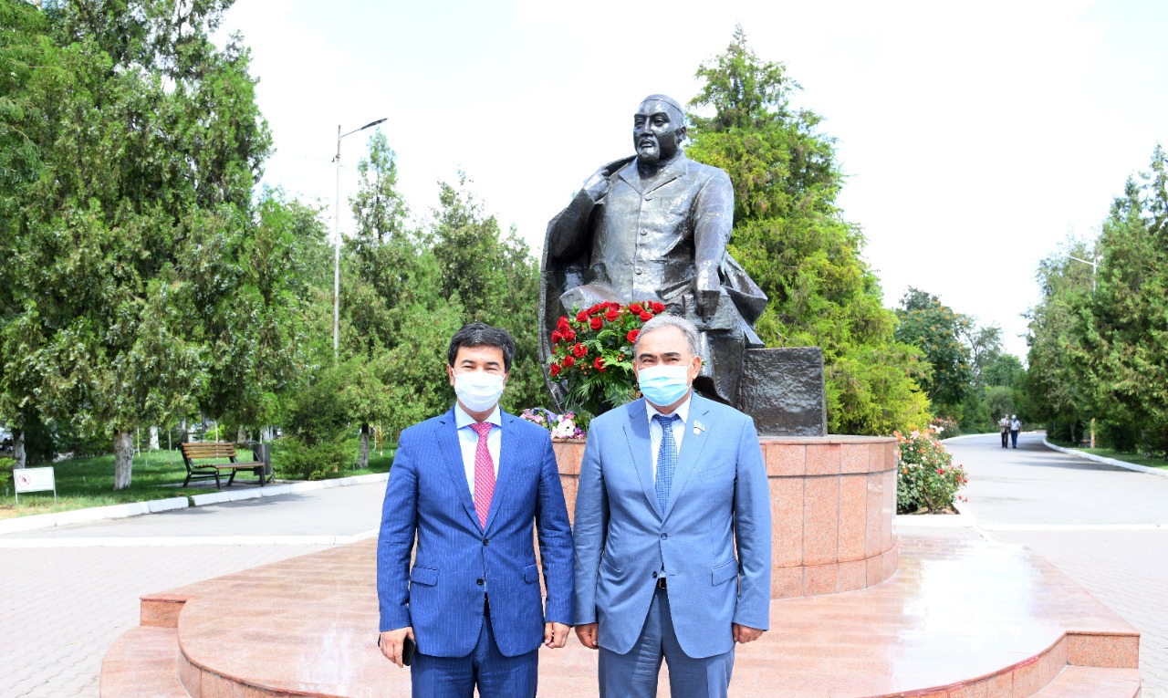 https://adyrna.kz/content/uploads/2020/08/4b8a752a-13d1-4324-b9bd-d704906f4a6c.jpeg