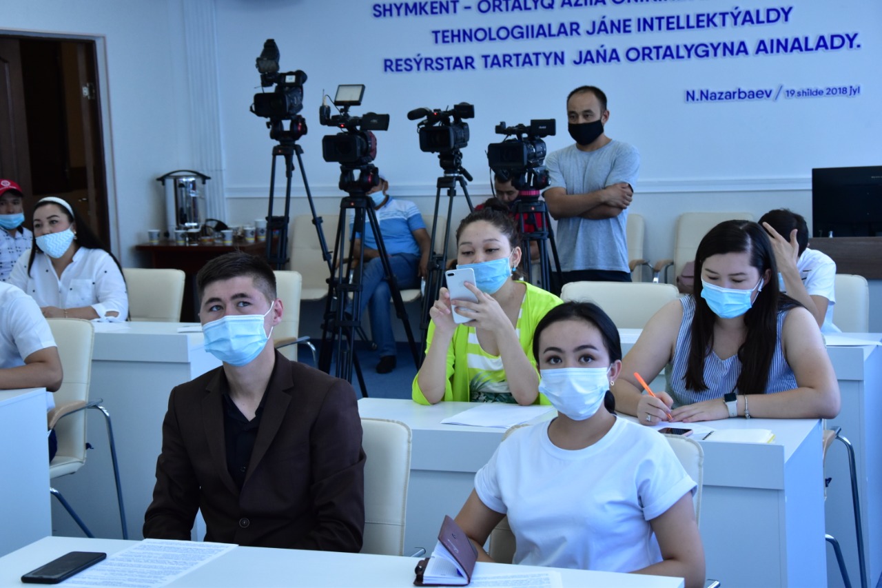 https://adyrna.kz/content/uploads/2020/08/e4378e3e-d23c-4e30-b554-640cdfd5d6d9.jpeg