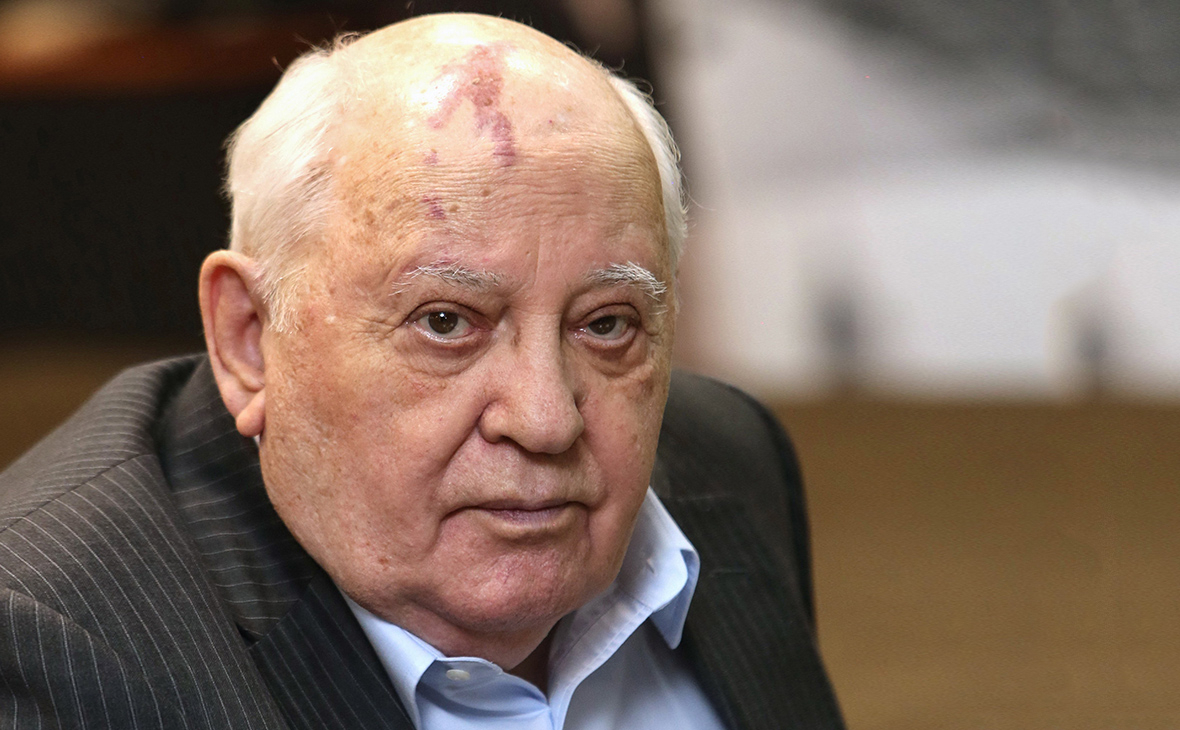 https://adyrna.kz/content/uploads/2020/09/gorbachev.jpeg