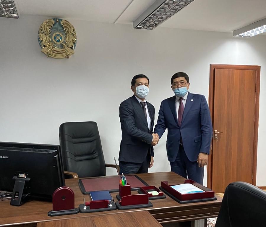 https://adyrna.kz/content/uploads/2021/02/00162a05-8a8d-4319-8121-6d022d0a9394.jpeg