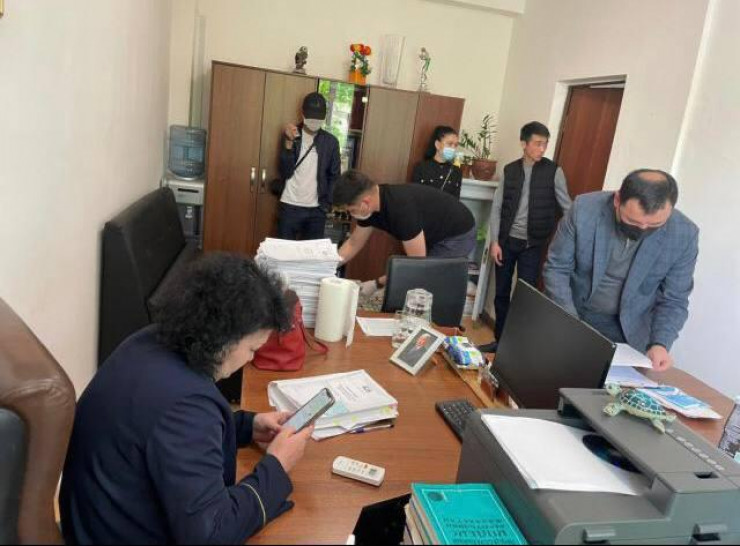 https://adyrna.kz/content/uploads/2021/05/bc307fb8-5dff-4c6c-808c-7de9bb954f1d.jpeg