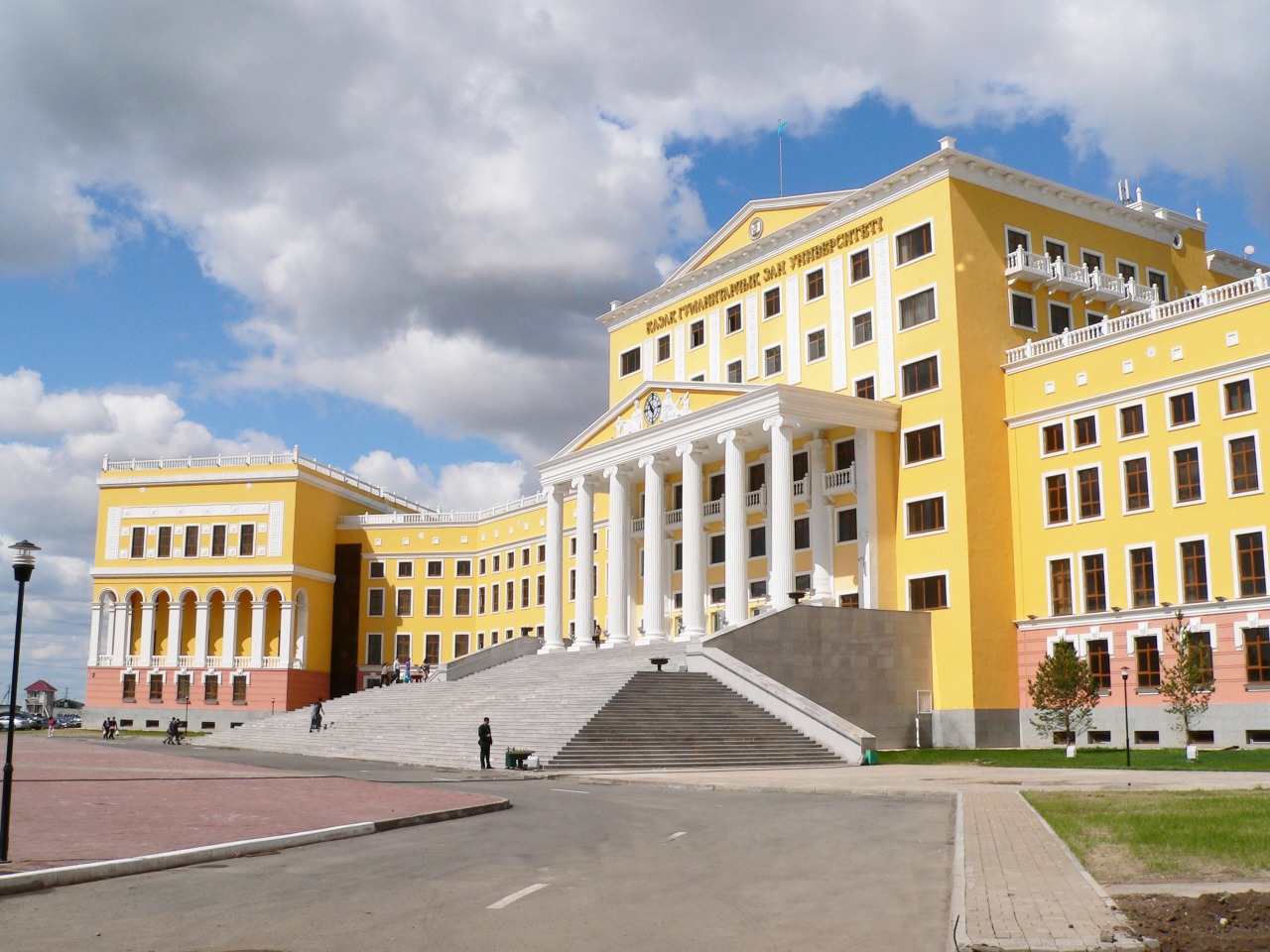 https://adyrna.kz/content/uploads/2021/07/5a28e728-2c17-4190-963e-b1a59cc9f38d.jpeg