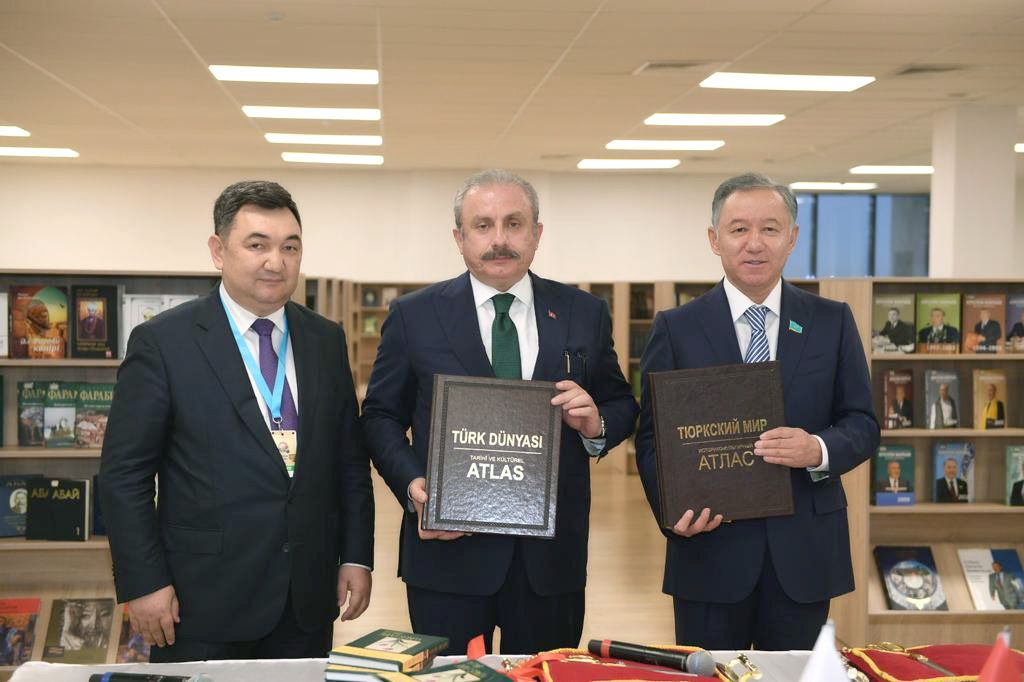 https://adyrna.kz/content/uploads/2021/09/3f6e28d4-f532-45ef-9e7f-05484c17189e.jpeg