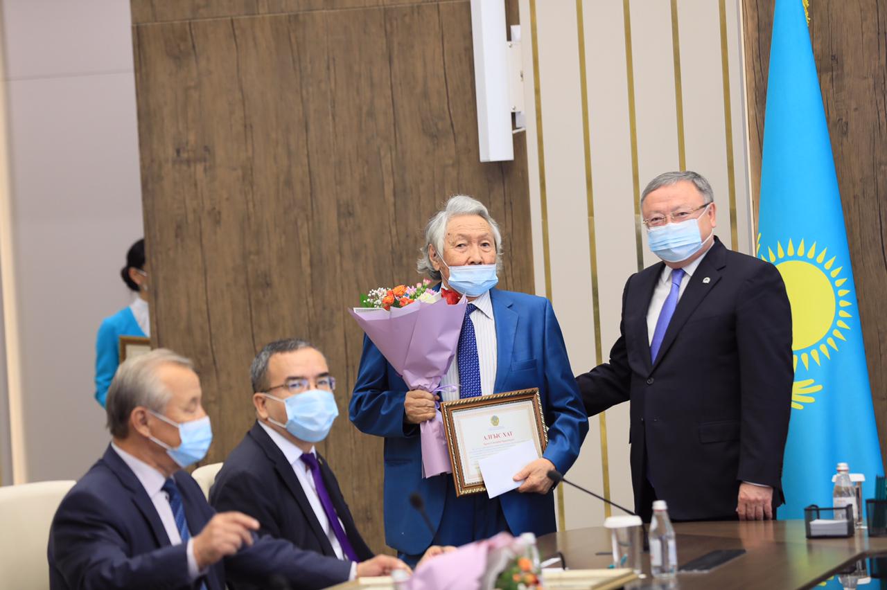 https://adyrna.kz/content/uploads/2021/09/71565c77-872c-4811-8c07-e1555830f473.jpeg