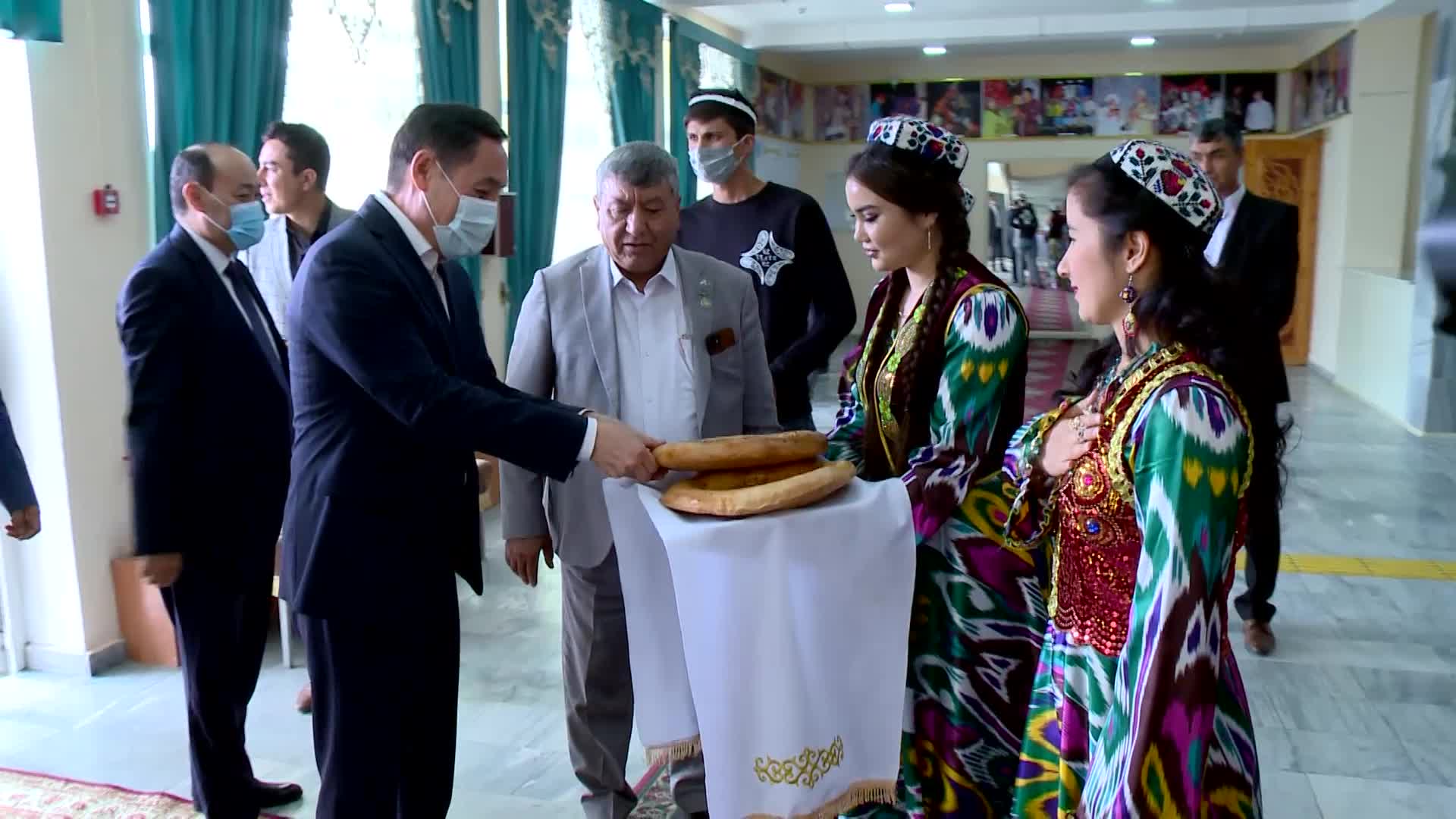 https://adyrna.kz/content/uploads/2021/10/3d14d971-4e3a-46c6-8467-a1b56332637f.jpeg