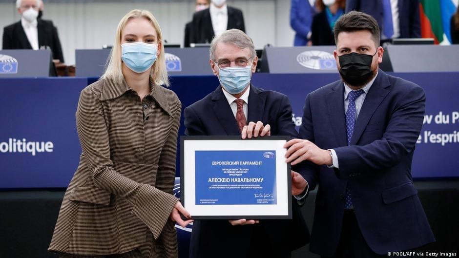 https://adyrna.kz/content/uploads/2021/12/23277dbe-7e53-487a-bb79-8bd29dae1ff8.jpeg