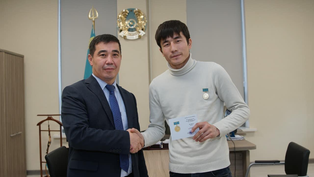 https://adyrna.kz/content/uploads/2021/12/2e608cbb-07e5-4a11-a4e4-e7ed518424af.jpeg