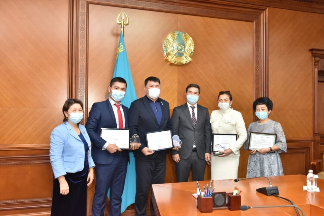 https://adyrna.kz/content/uploads/2021/12/51a774eb-252c-4f34-8a5e-d0a2a359ffc7.jpeg