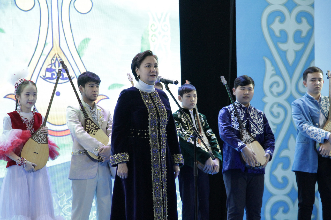 https://adyrna.kz/content/uploads/2022/03/0b40be7d-06ba-45e0-8453-29ee4b2dd57c.jpeg