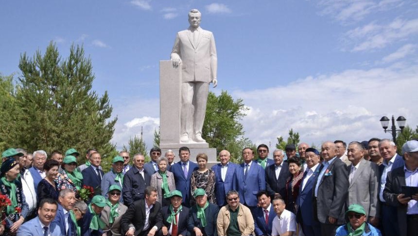 https://adyrna.kz/content/uploads/2022/05/1ac0432d-d0da-475a-91dd-fae7ab38c04f.jpeg