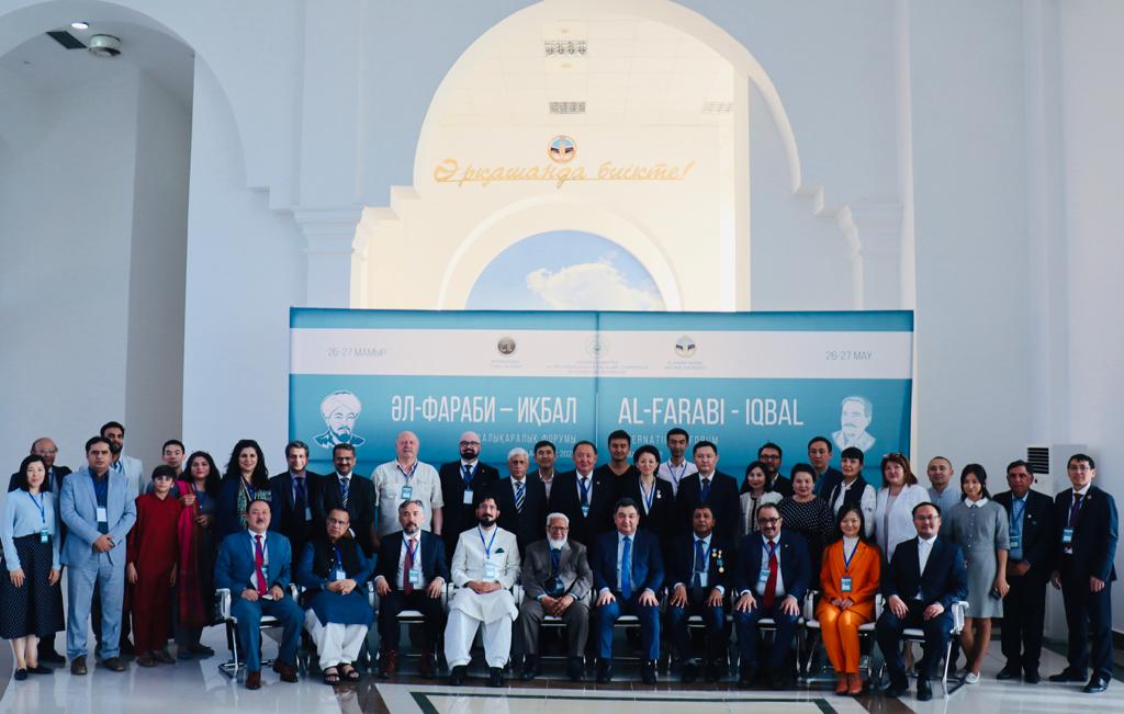 https://adyrna.kz/content/uploads/2022/05/f33a19f2-59f1-453c-b5b0-ee69be3802a7.jpeg