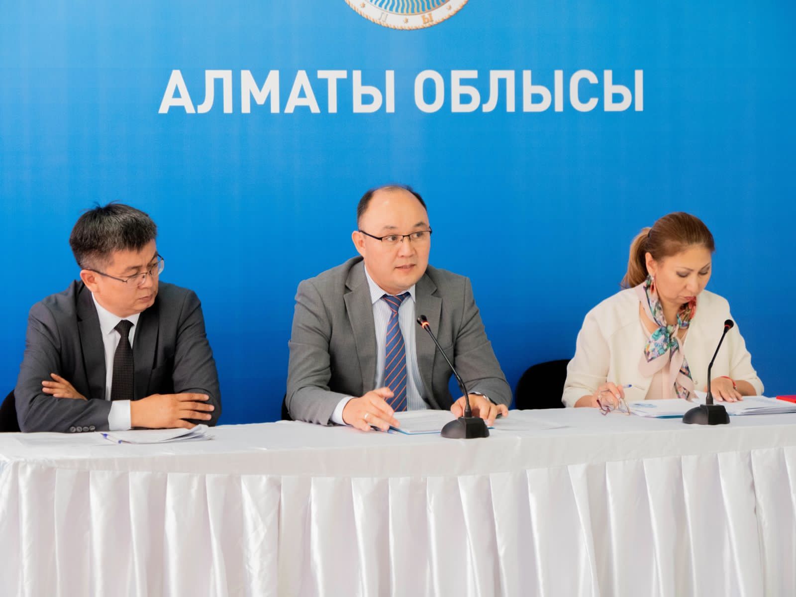 https://adyrna.kz/content/uploads/2022/09/12acc3d6-32ff-43e6-8f47-bf0c736f82a1.jpeg