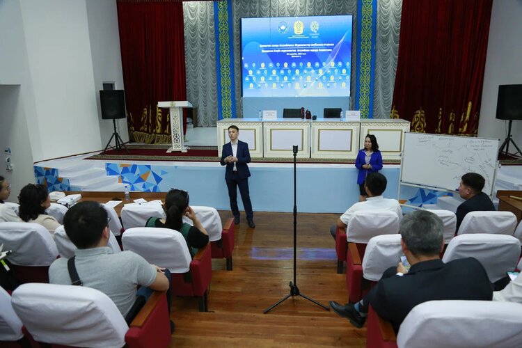 https://adyrna.kz/content/uploads/2022/10/3060963d-da4d-45be-a927-abf6a92a9b8c.jpeg