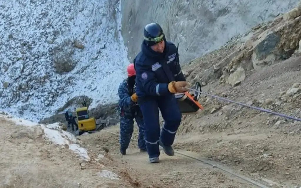 https://adyrna.kz/content/uploads/2024/02/808ef33b-fe34-4367-b7e4-d621d23b6a5e.jpeg
