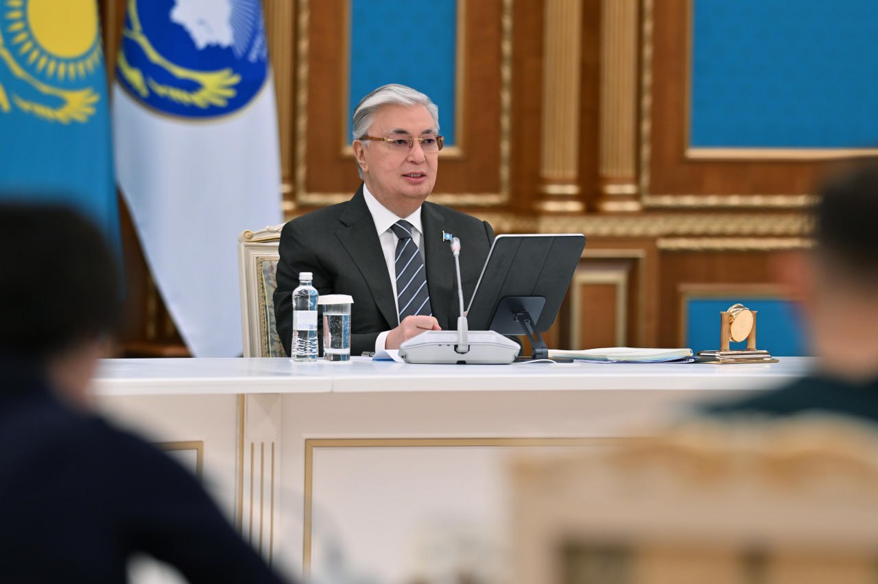 https://adyrna.kz/content/uploads/2024/04/38f64a12-5514-4edb-b70a-236d757f04fd.jpeg