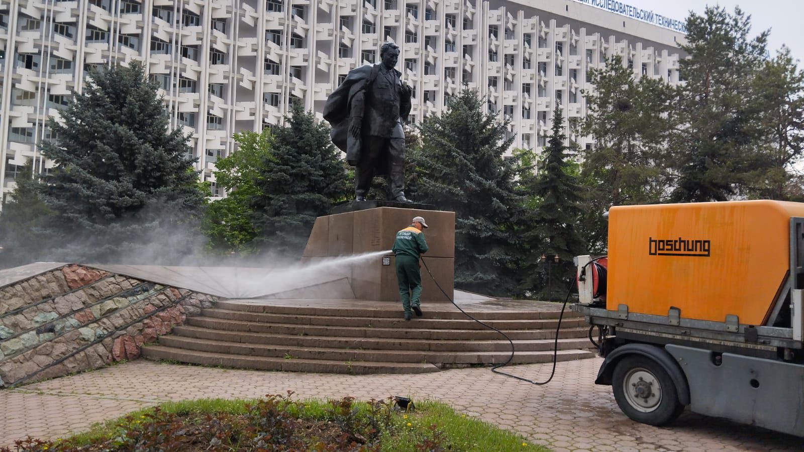 https://adyrna.kz/content/uploads/2024/05/dd0850d1-30db-4da2-8593-a8865174c011.jpeg