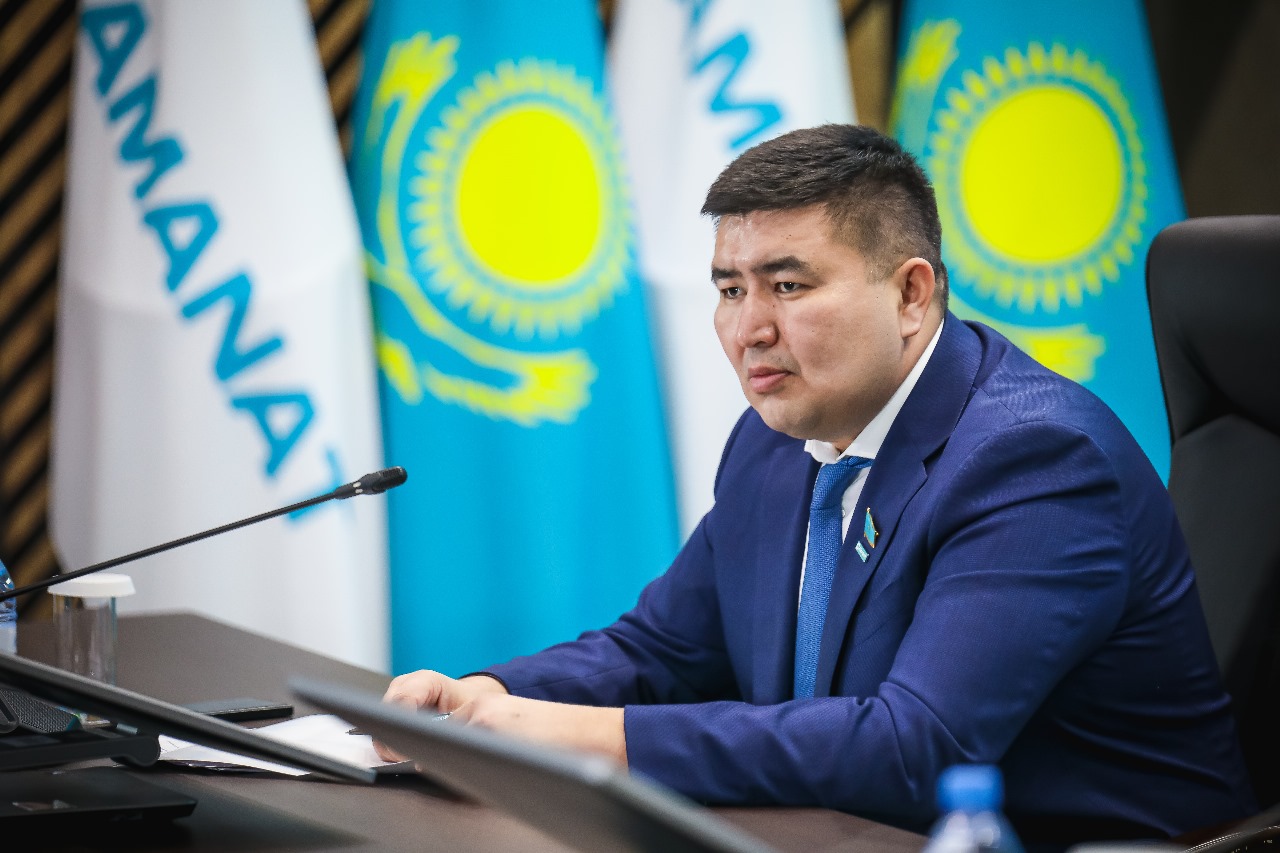https://adyrna.kz/content/uploads/2024/06/f243accc-5403-4976-adf9-4e758d985b63.jpeg