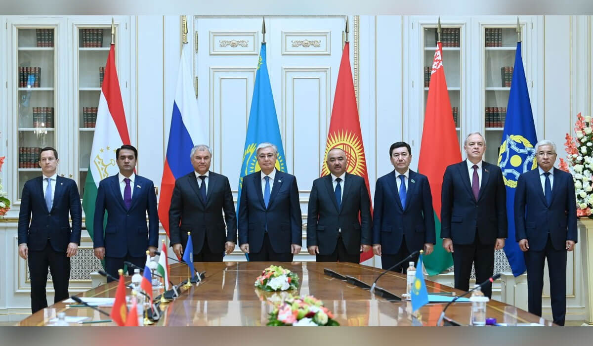 https://adyrna.kz/content/uploads/2024/06/f2f968df-26fd-4312-85b4-36551b2138e4.jpeg