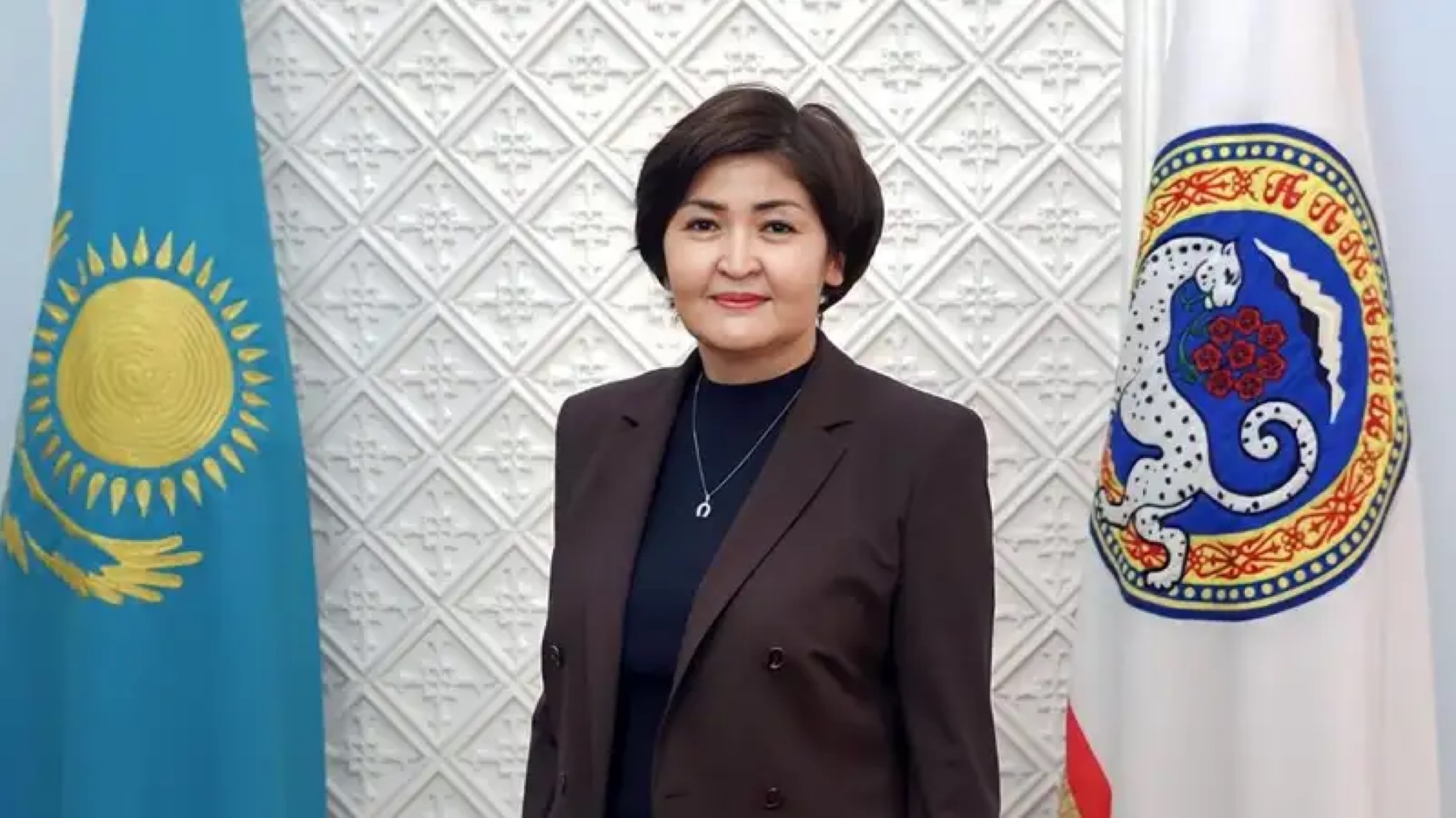 https://adyrna.kz/content/uploads/2024/07/photo-output-2.jpeg