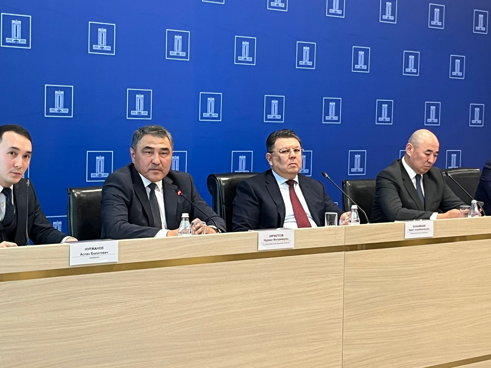 https://adyrna.kz/content/uploads/2024/09/8b4a3fae-f962-48d2-ab04-8075235f68d9.jpeg