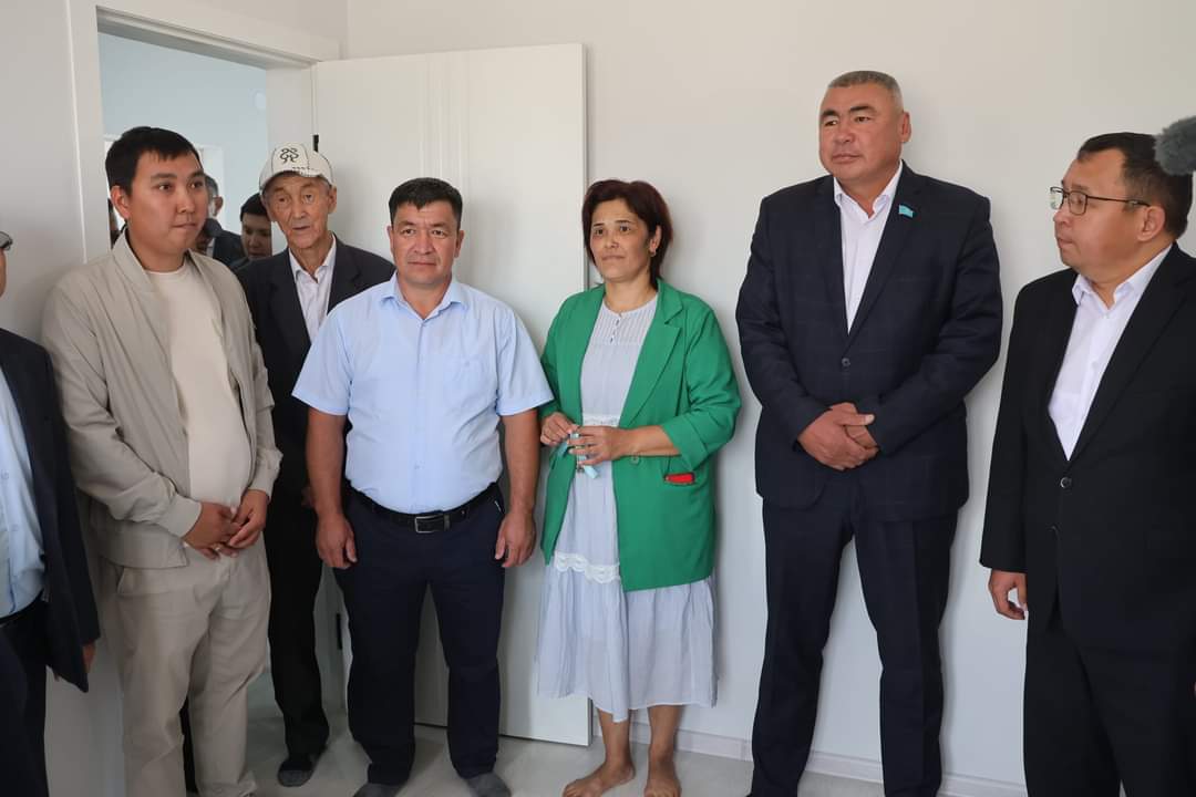 https://adyrna.kz/content/uploads/2024/09/923d970b-9c4b-4dba-9012-ec6c2b0015ff.jpeg