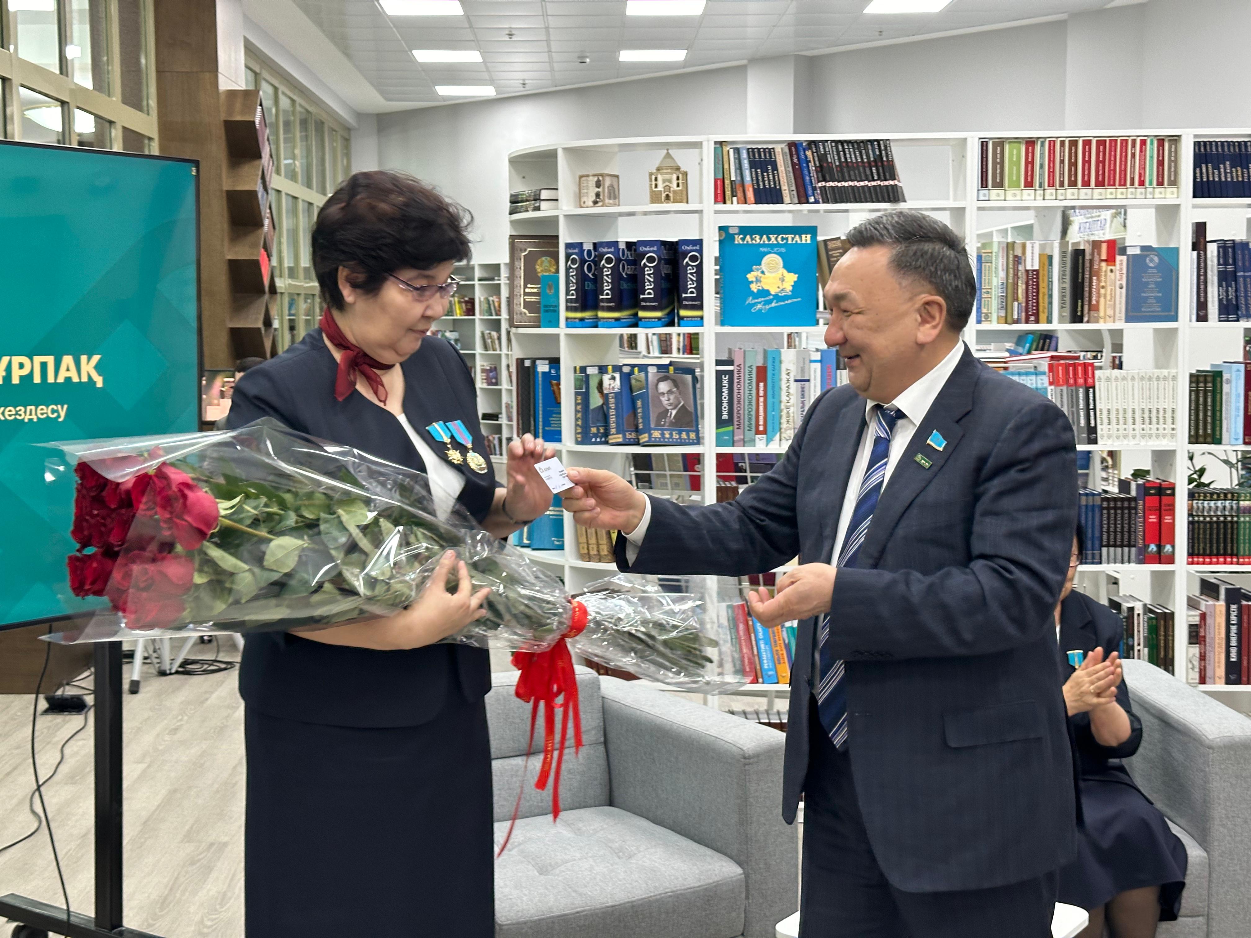 https://adyrna.kz/content/uploads/2025/02/77a83e34-ef7e-4dc0-bc8c-b499c6199ee8.jpeg