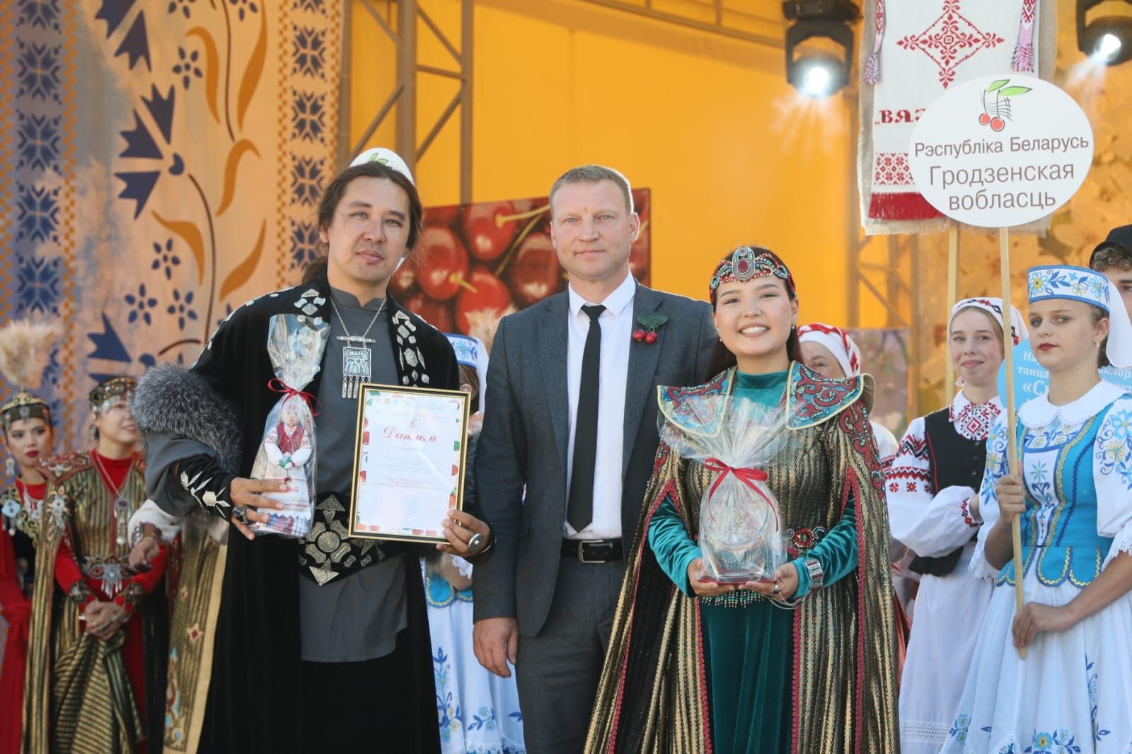 https://adyrna.kz/storage/uploads/3dWlG9S3IP7OyFMYlrIJGdRppCVzbX4jl8abHs21.jpg