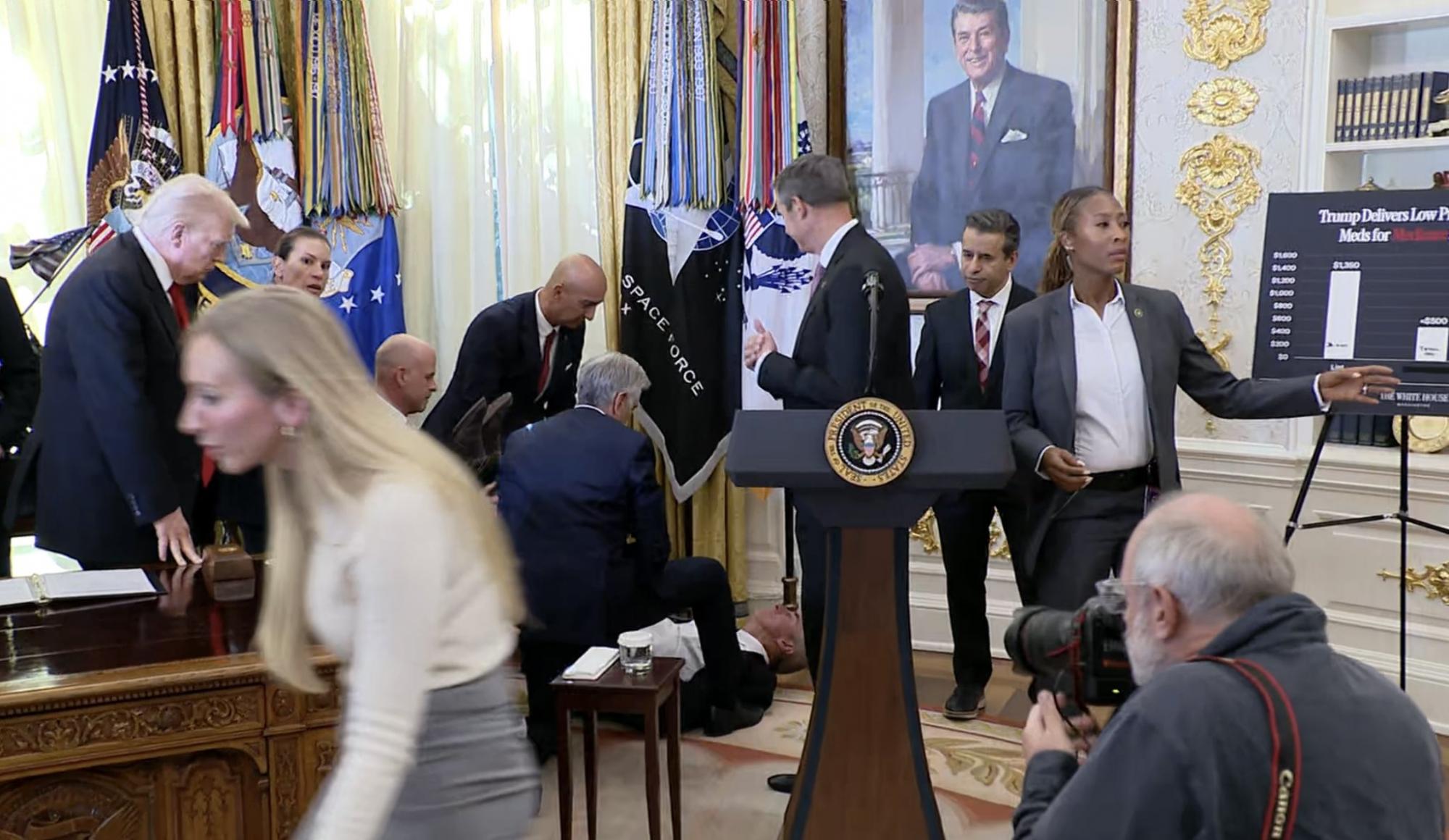 Фистинг дегеніміз не? Алтын душ. БДСМ.