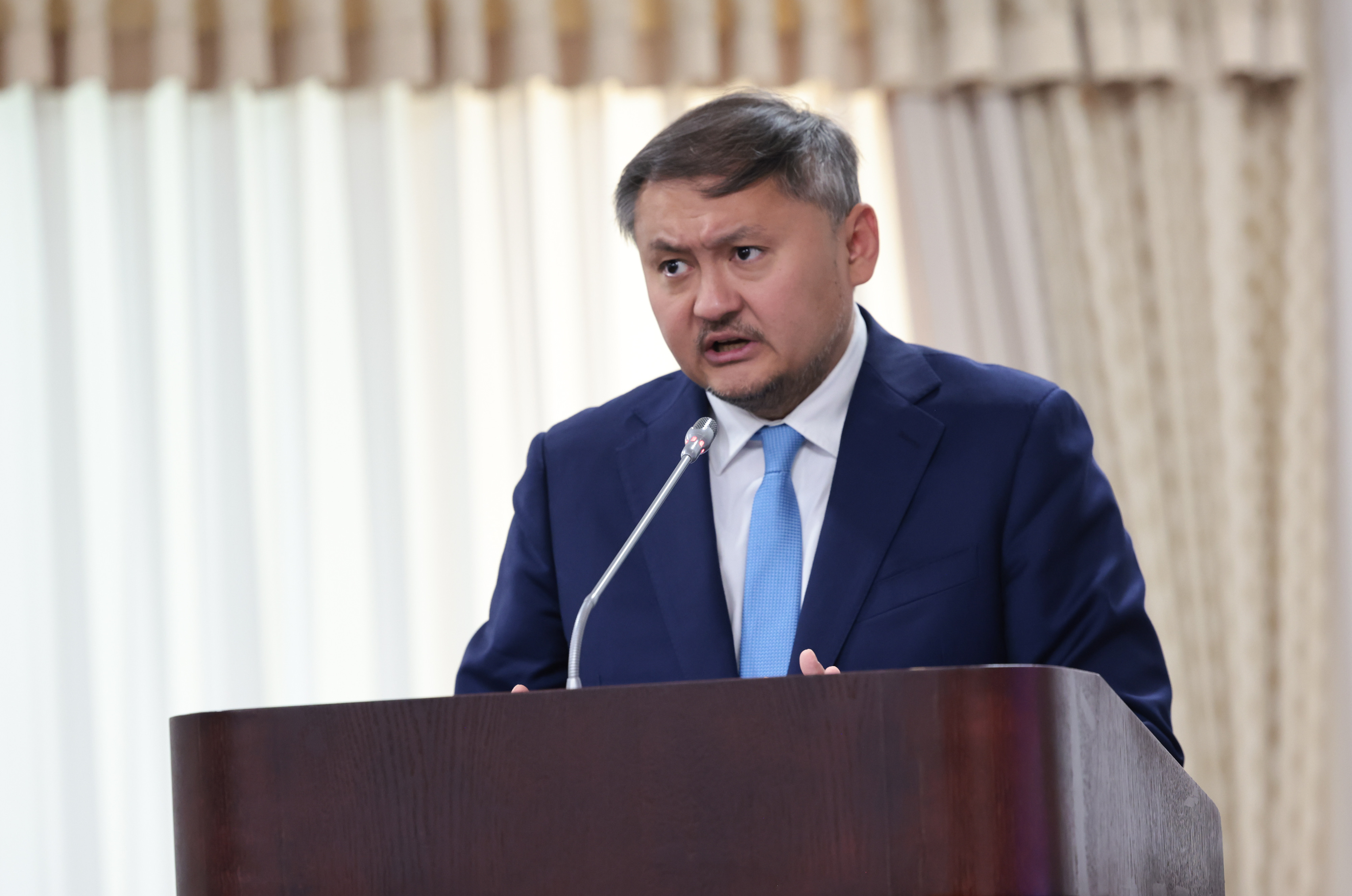 https://adyrna.kz/storage/uploads/jdMbUfrO6AawaShdfO0bYJyYCcBPEwNkSFSOEFpT.jpg